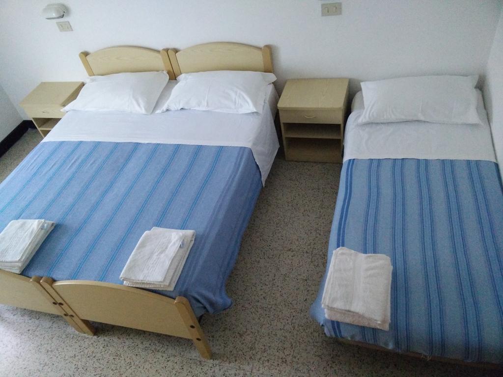 Hotel Ronconi ريميني المظهر الخارجي الصورة