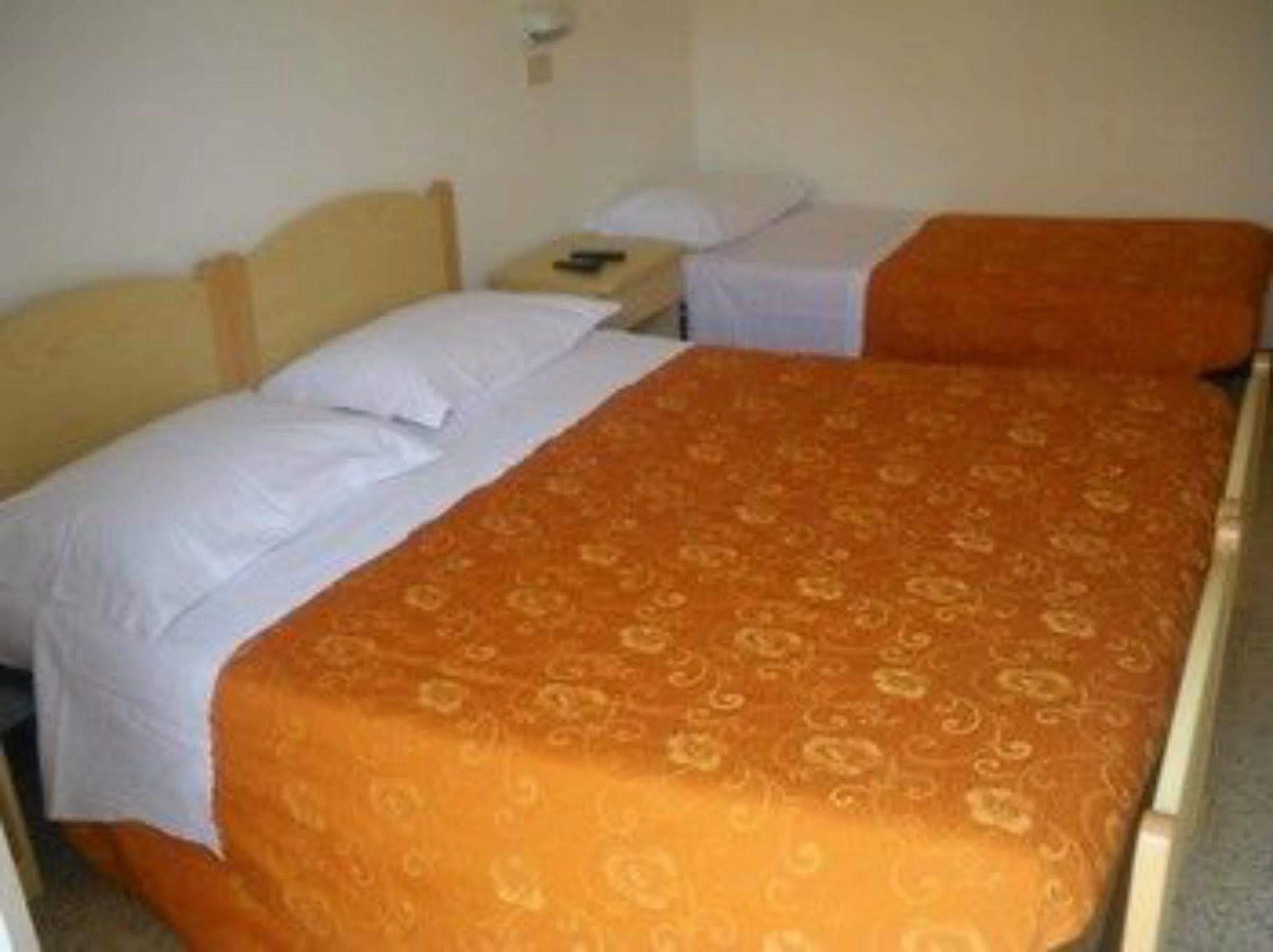 Hotel Ronconi ريميني المظهر الخارجي الصورة